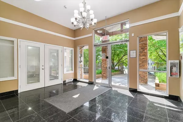 Port Coquitlam, BC V3B 1E7,1969 Westminster AVE #108