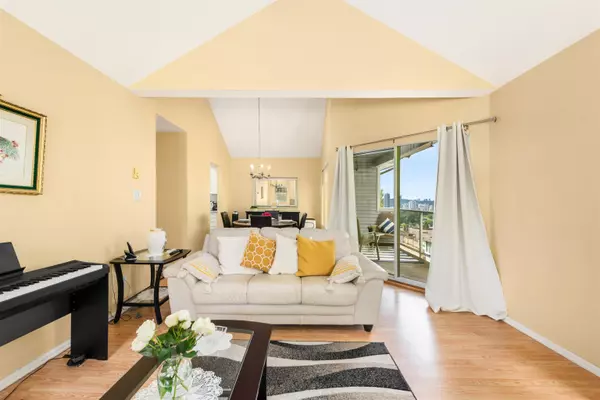 Burnaby, BC V5B 1P9,5335 Hastings ST #401