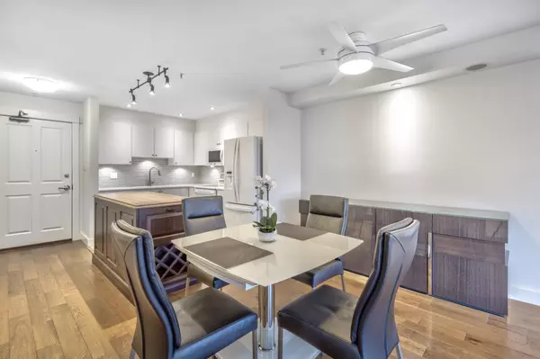 Port Moody, BC V3H 5C7,225 Newport DR #403