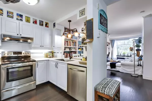 3600 Windcrest DR #309, North Vancouver, BC V7G 2S5