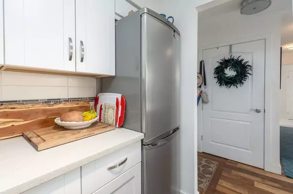 Richmond, BC V7C 5R7,5860 Dover CRES #513