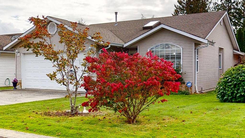 535 Shaw RD #9, Gibsons, BC V0N 1V8