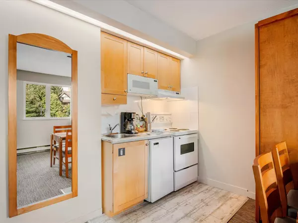 Whistler, BC V8E 1G6,4420 Sundial PL #213