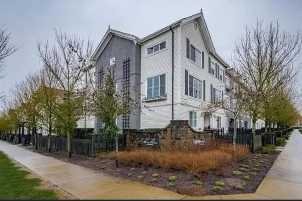19180 65 AVE #21, Surrey, BC V4N 6M5