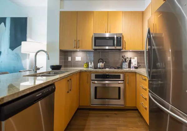 North Vancouver, BC V7M 0B6,159 W 22nd ST #407