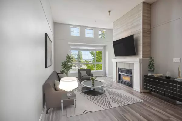 Surrey, BC V3S 8P4,19528 Fraser HWY #330