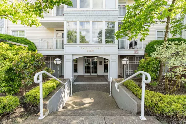 Langley, BC V3A 3W3,20228 54 AVE #303