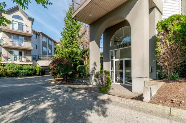 Abbotsford, BC V2T 5M5,32725 George Ferguson WAY #107