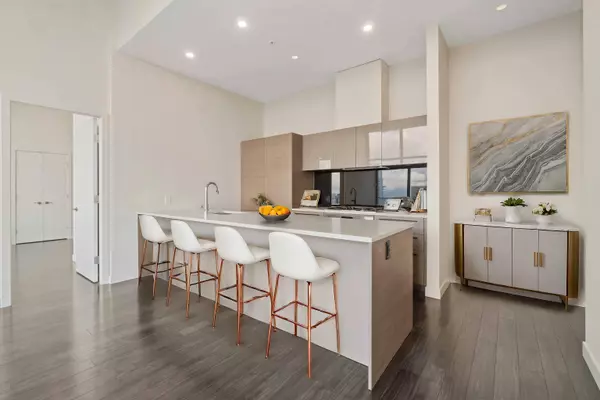 Burnaby, BC V5H 0H8,6383 Mckay AVE #4105