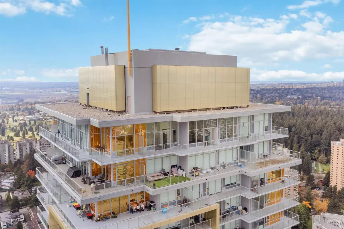 Burnaby, BC V5H 0H8,6383 Mckay AVE #4105