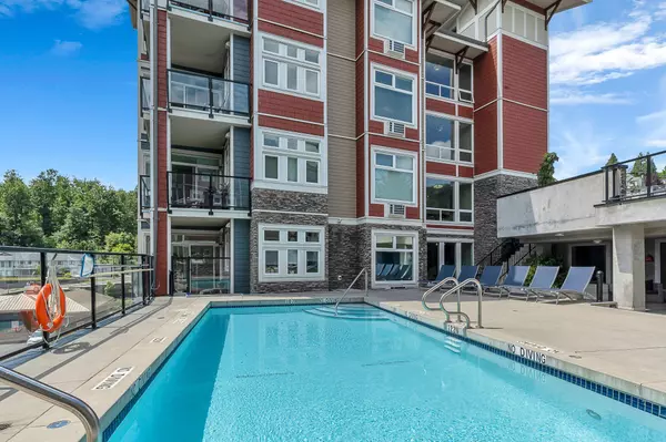 Abbotsford, BC V3G 0G3,2242 Whatcom RD #112