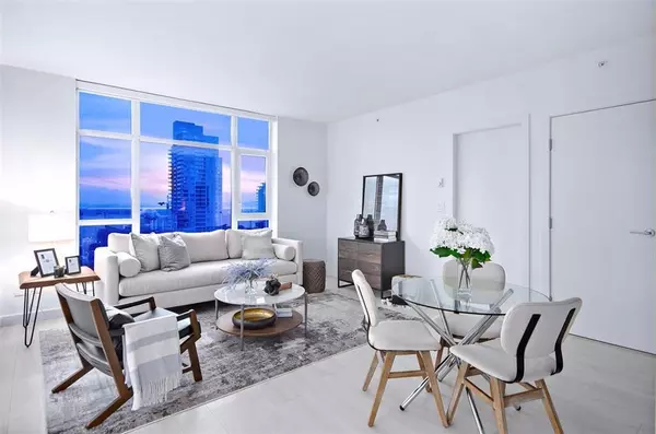 Burnaby, BC V5H 0H4,6098 Station ST #2102