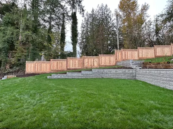 Maple Ridge, BC V2W 0K5,11061 241a ST