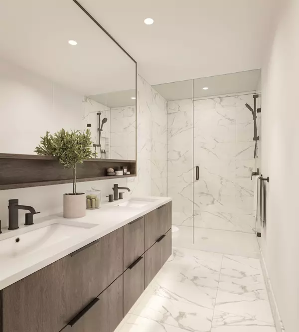 Coquitlam, BC V3E 0K3,3550 Mcvicar CT #102