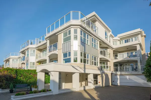 White Rock, BC V4B 1Y7,15367 Buena Vista AVE #307