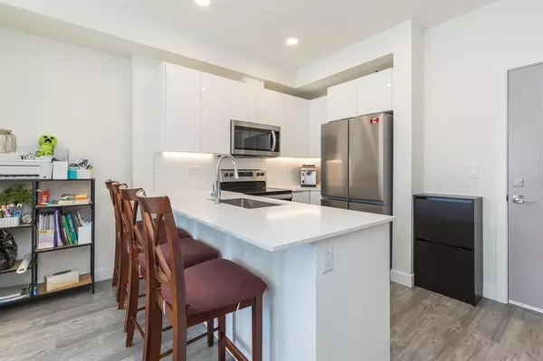 Chilliwack, BC V2P 0L7,9450 Robson ST #215