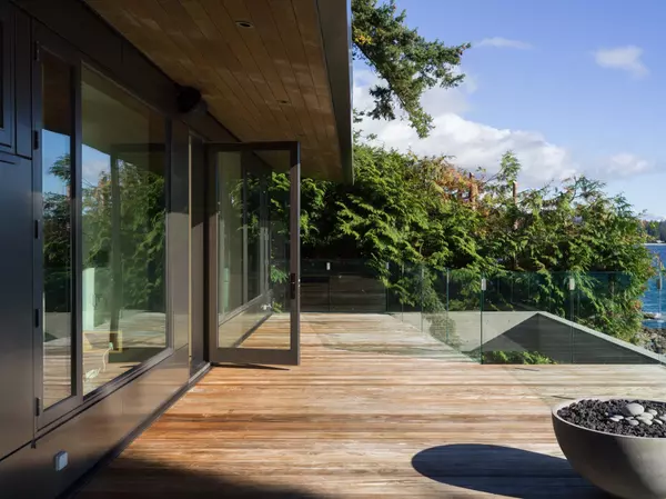 Sechelt, BC V7Z 0A1,4097 Browning RD