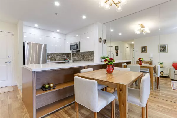 Port Moody, BC V3H 5C7,225 Newport DR #415