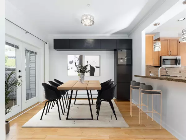 North Vancouver, BC V7K 2G3,3150 Sunnyhurst RD #3