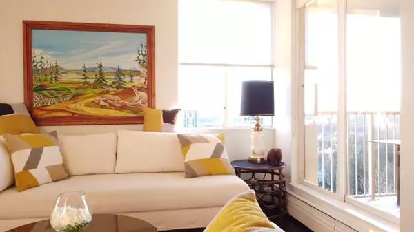 North Vancouver, BC V7P 3G8,2004 Fullerton AVE #1709