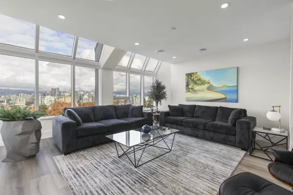 Vancouver, BC V6H 1R1,1350 W 14th AVE #PH 12