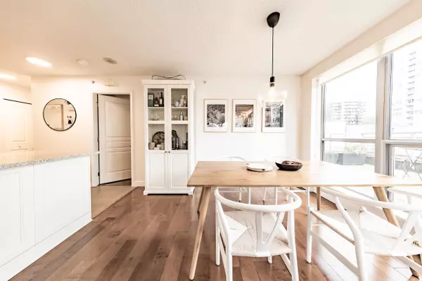 North Vancouver, BC V7L 2N3,108 E 14th ST #304