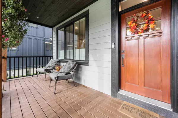 Yarrow, BC V2R 5C2,42687 Walnut AVE