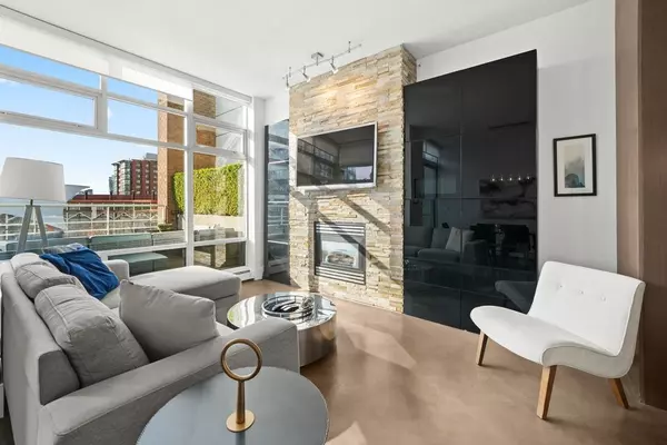 Vancouver, BC V6Z 2Y2,1199 Marinaside CRES #THA