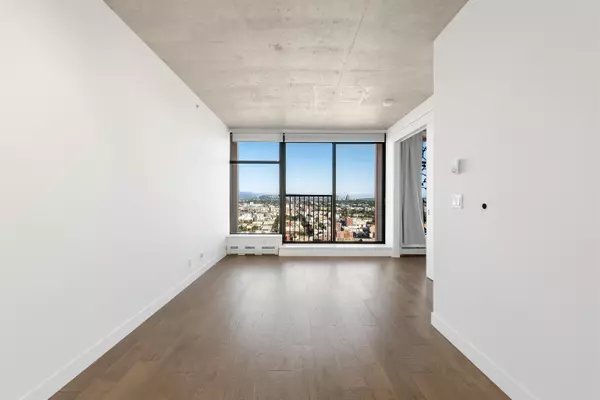 Vancouver, BC V6B 0E6,128 W Cordova ST #4004