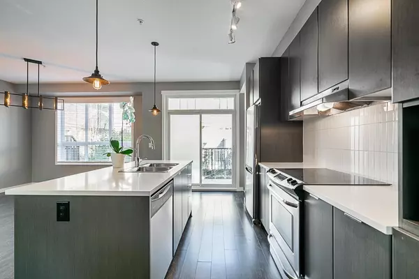 Langley, BC V2Y 0M4,7848 209 ST #74