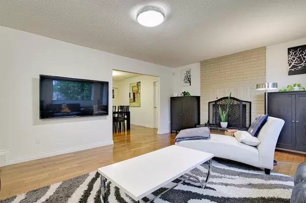 New Westminster, BC V3L 5C1,611 Allison PL