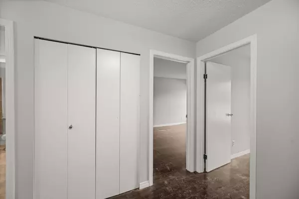 Abbotsford, BC V2S 7K1,32870 George Ferguson WAY #103