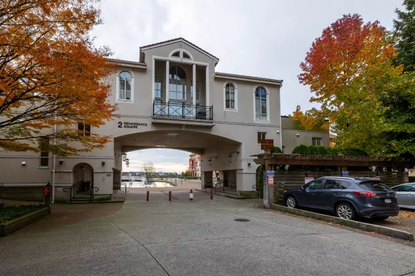 New Westminster, BC V3M 6K3,2 Renaissance SQ #117