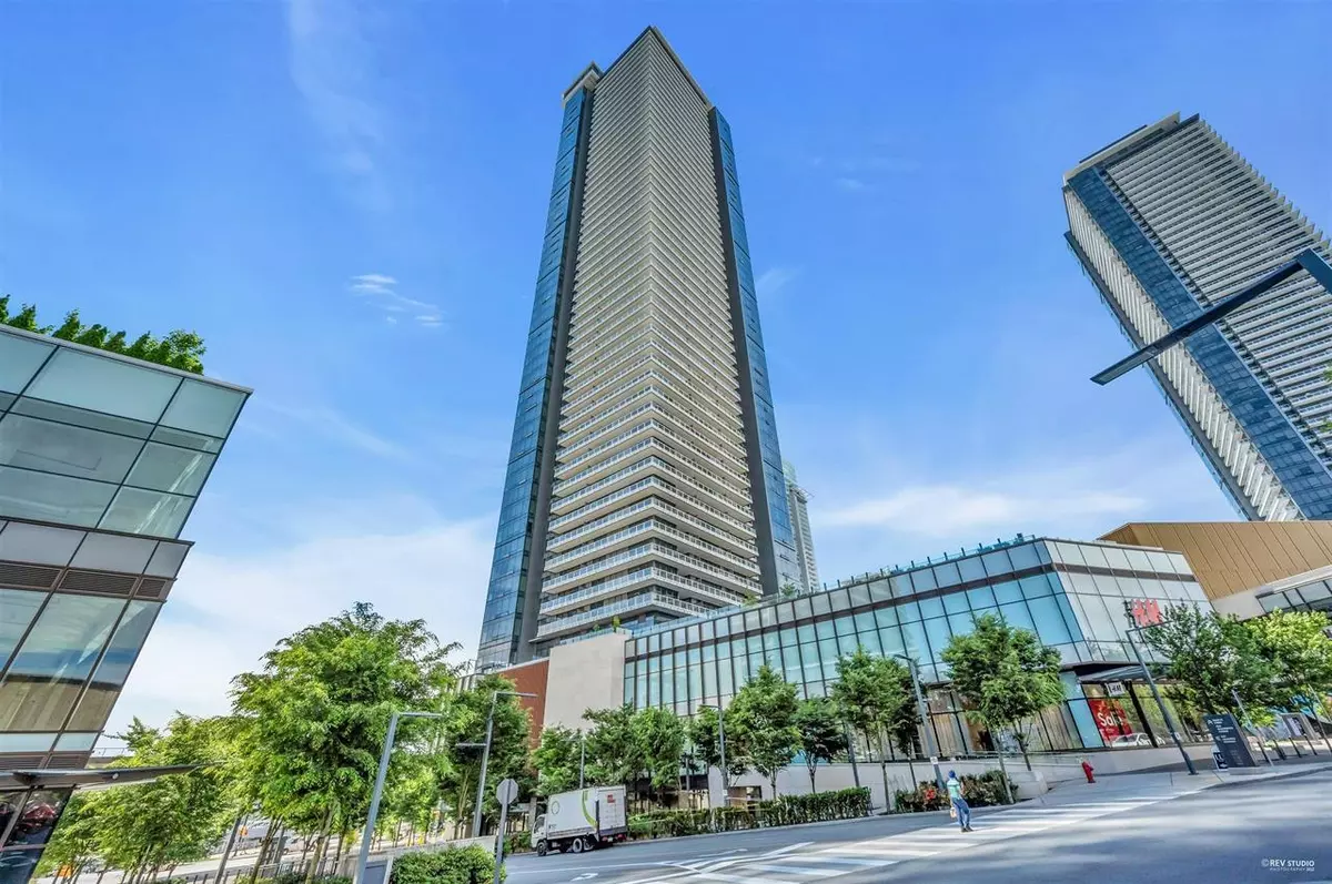 Burnaby, BC V5C 0K2,1955 Alpha WAY #5305