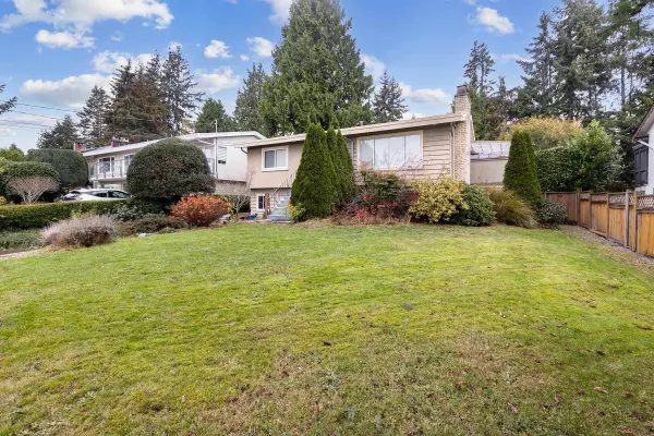 White Rock, BC V4B 3B1,13765 Coldicutt AVE