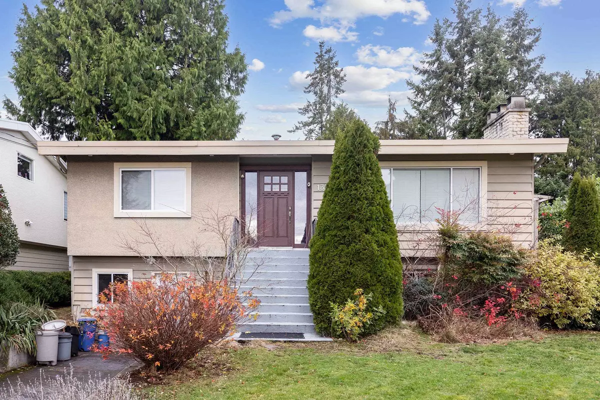 White Rock, BC V4B 3B1,13765 Coldicutt AVE