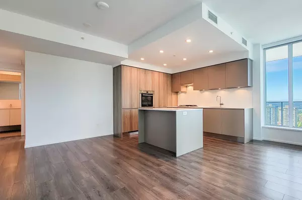 Burnaby, BC V3J 0M2,3833 Evergreen PL #2610