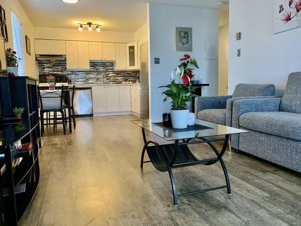 New Westminster, BC V3M 5Z6,1202 London ST #122