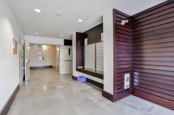 Surrey, BC V3S 6X6,16380 64 AVE #206