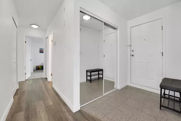Coquitlam, BC V3B 2P8,3061 Glen DR #404W