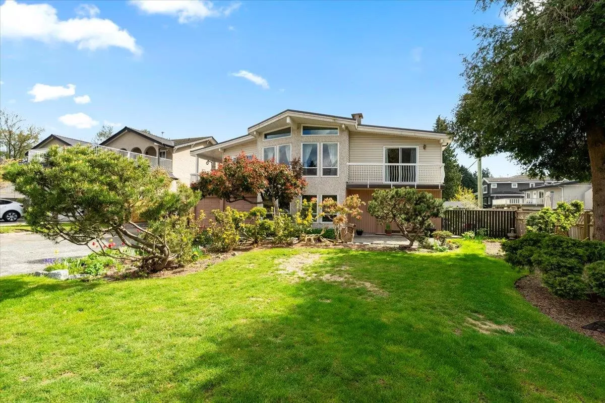 Burnaby, BC V5A 3T3,3150 Chrisdale AVE