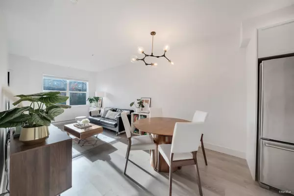 Burnaby, BC V5E 0C4,6933 Arcola ST #205