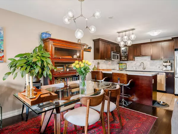 Squamish, BC V8B 0A9,1310 Victoria ST #307