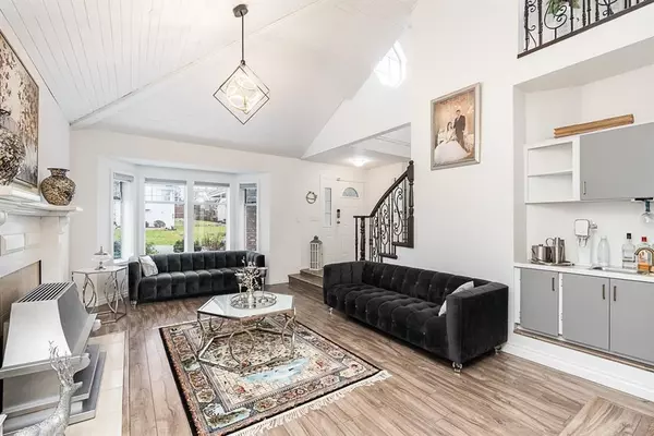 Port Coquitlam, BC V3C 5C1,1838 Eureka AVE