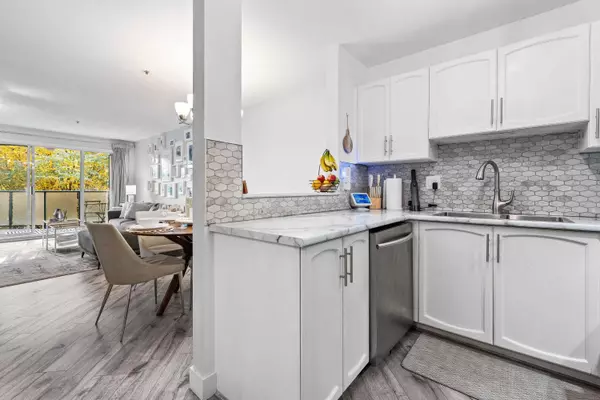 Abbotsford, BC V2T 6P4,2964 Trethewey ST #301