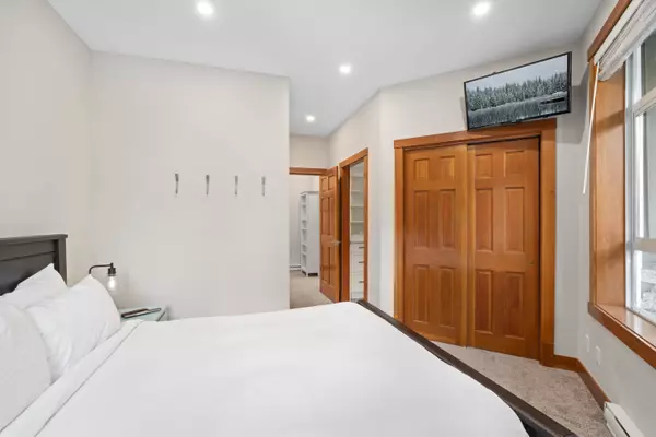 Whistler, BC V8E 0X7,4405 Blackcomb WAY #101