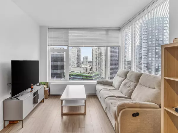 Surrey, BC V3T 0P7,13615 Fraser HWY #2009