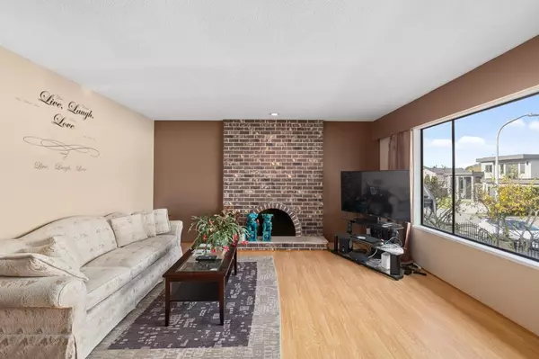 Richmond, BC V7A 3C1,10840 Ashcroft AVE