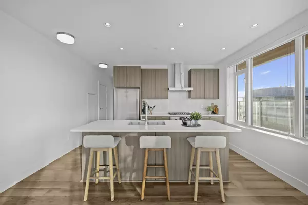 Richmond, BC V6W 0B7,10788 No. 5 RD #903