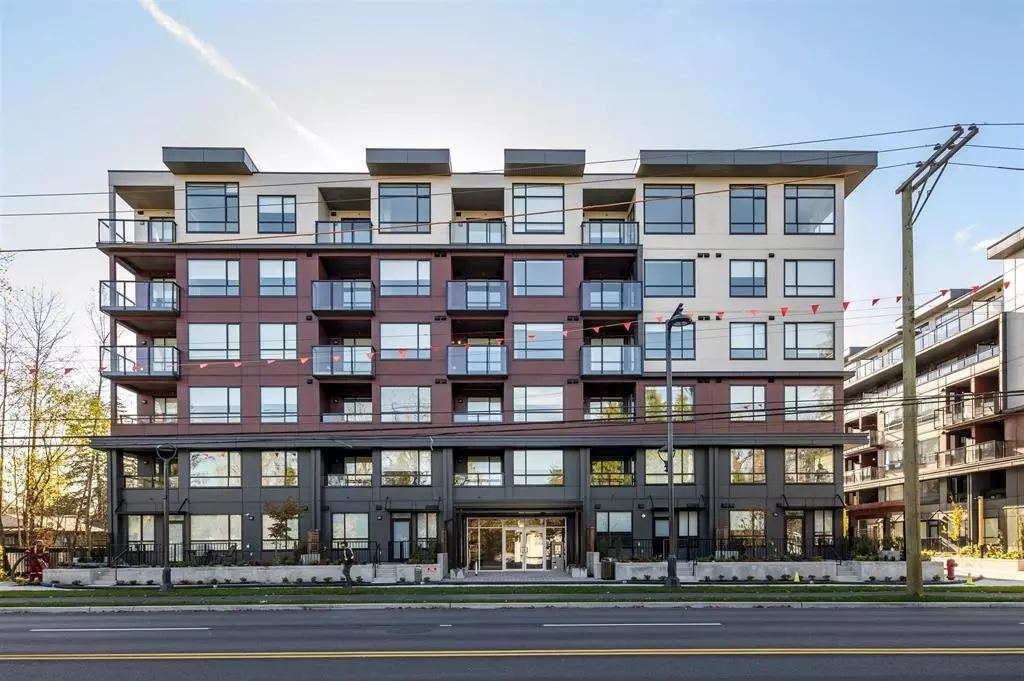 Surrey, BC V3T 0T8,13858 108 AVE #307